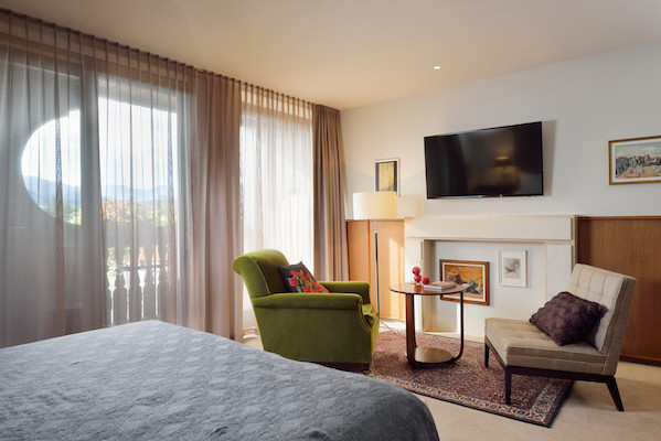 greencard-golf-breaks-lake-bled-golf-Kings-house-bedroom2 royal-bled-golf-breaks