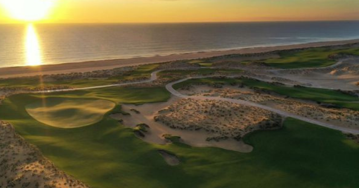 Malaysia & Vietnam_ Hoiana Shores Golf Coastline Best-Winter-Golf-Breaks-in-Asia-hoiana-shores-golf-coastline-at-sunset
